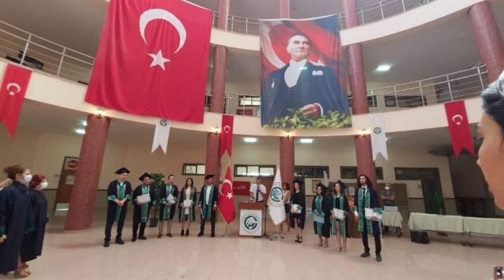 Çukurova Üniversitesi Spor Bilimleri Fakültesi Mezunlarını Uğurladı